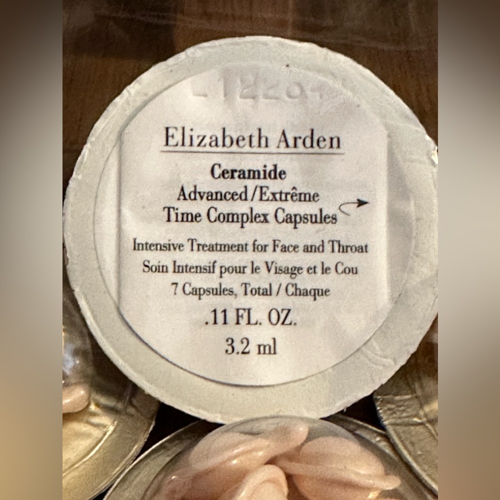 Elizabeth Arden Anti-Aging Ceramide Capsules Serum, 4refills (7capsules/refill)